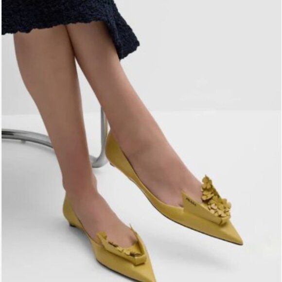 Prada Women's Calzature Donna Spazzolato Polline Pointed Flats 8.5 - Picture 1 of 4